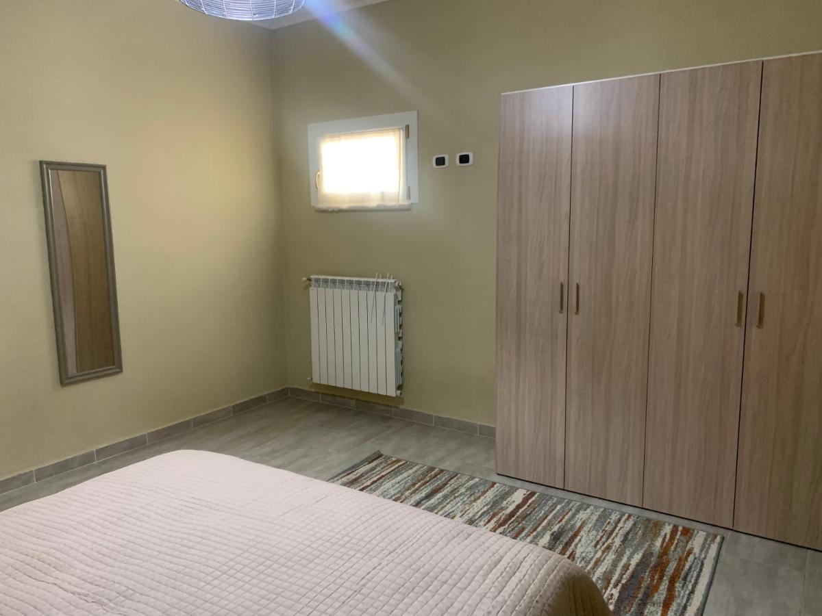 Appartement Vittoria à Celano Extérieur photo